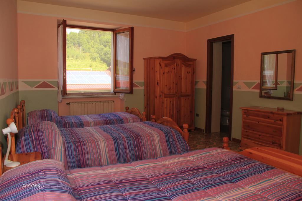 Agriturismo La Praduscella Fivizzano Exterior foto